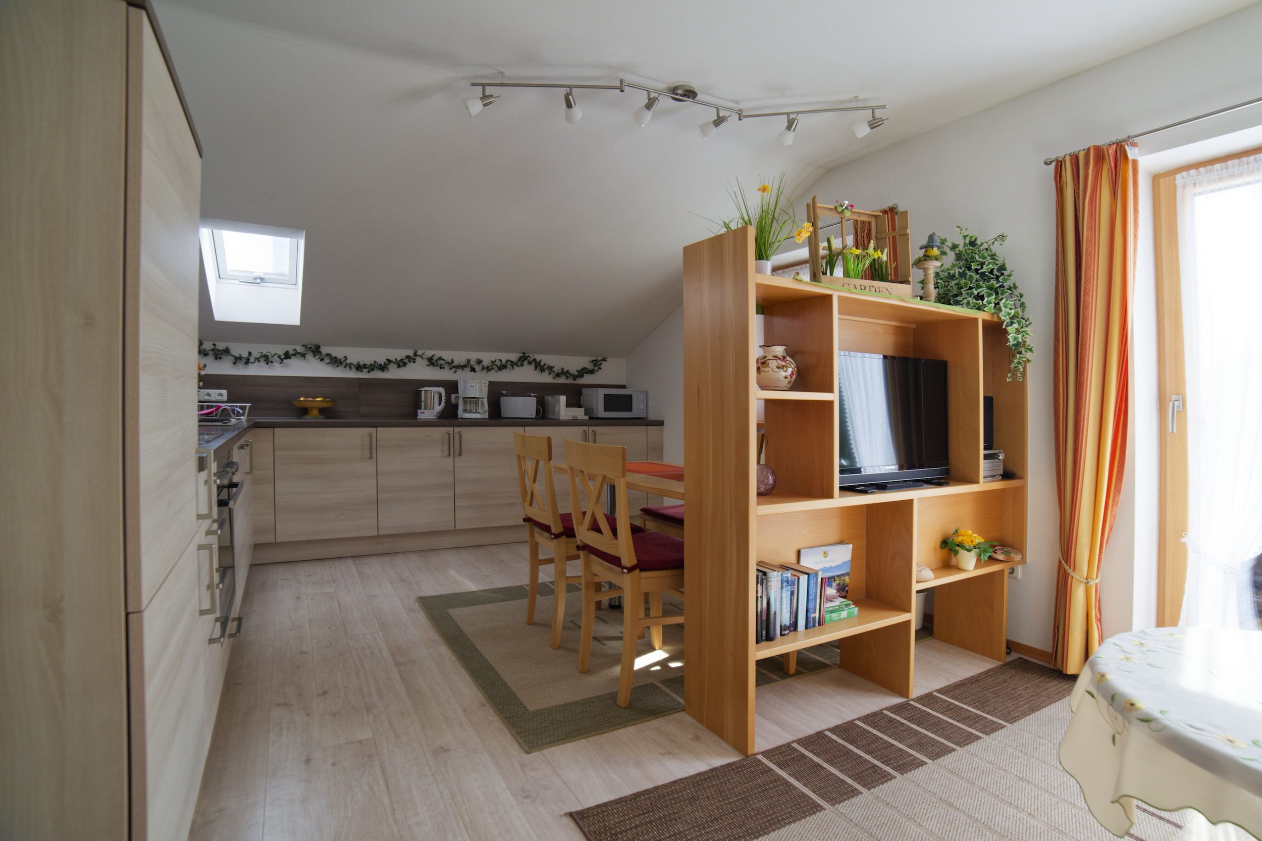 Haus am Kurpark - Ferienwohnung "Alpenblick" Wohnküche